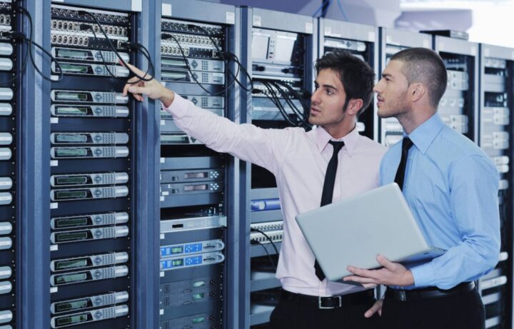 Monitoring and Management of Server Cabinets