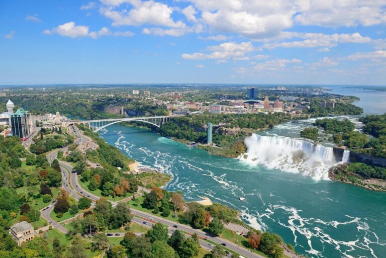 hotels near Niagara falls